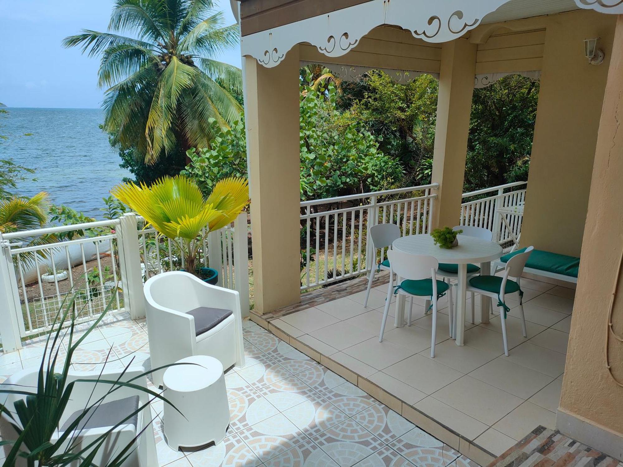 Bromelias Le Robert Exterior foto